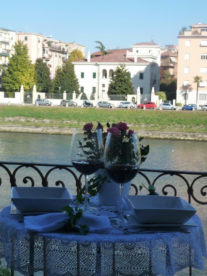 Casa Archi - Balcone Sul Fiume Apartamento Verona Exterior foto